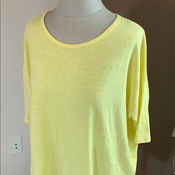 LuLaRoe yellow Irma tunic size XS - Picture 2 of 5